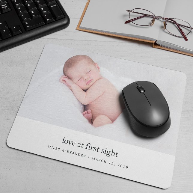 Kärlek vid första Baby-fotot Musmatta (Skapare uppladdad)