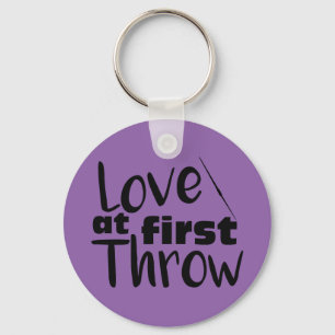 Kärlek vid första pil, Javelin Throw Keychain Nyckelring