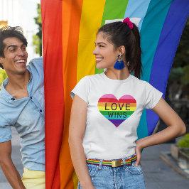 Kärlek Vinner Regnbåge Hjärtan Dam Vit T Shirt