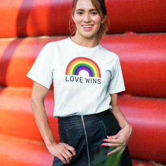 Kärlek Vinner Regnbågsbåge Dam Vit T Shirt