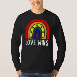 Kärlek Wins Boho Rainbow Fredstecken Pride Lesbisk T Shirt