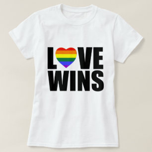 KÄRLEK WINS! CLEBRATE GIFTERMÅL JÄMSTÄLLDHET! T-SHIRT