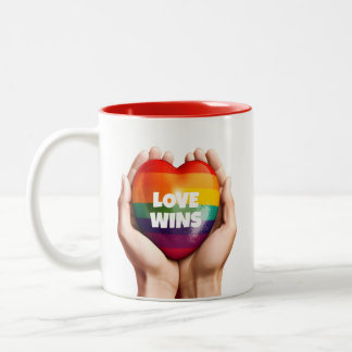 Kärlek Wins LGBT Gay pride Två-Tonad Mugg