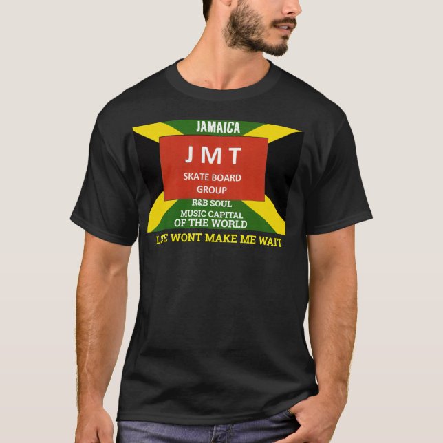 KÄRLEKEN KOMMER INTE FÅ MIG ATT VÄNTA Basic Mörk T Shirt (Framsida)