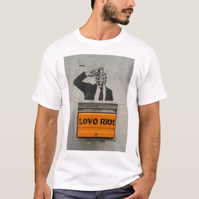 Kärlektumult T Shirt (Framsida)