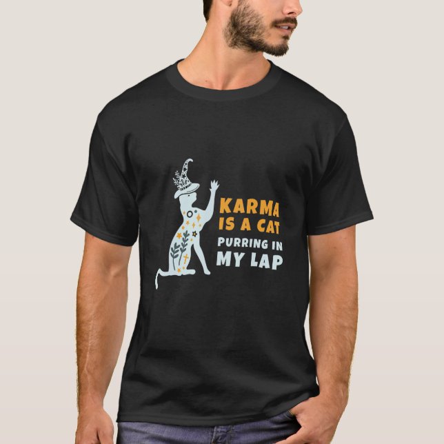 Karma Is Cat Purring On Lap Cute Black Kitten Men  T Shirt (Framsida)