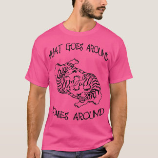 Karma Tiger Black, som går omkring 1 T Shirt
