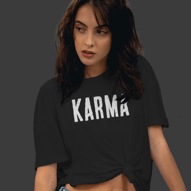 Karma White Text T-Shirt (Skapare uppladdad)