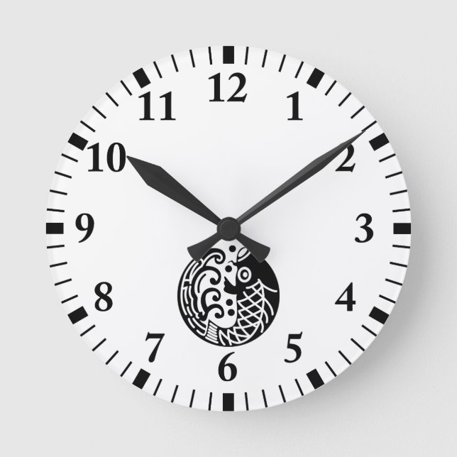 Karp och våg rund klocka (Framsida)