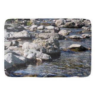 Karpatisk flod – Rumänien Naturtryck Badrumsmatta