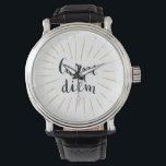 Karpe Diem Hand-lettered Typography Design Armbandsur<br><div class="desc">Se den dag då Carpe Diem Hand-letted Brushstroke Typography Designer Manar och Women Suppories Wrist Watch. Koordinerar artiklar som finns i vår butik!</div>