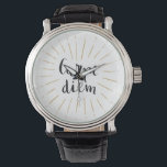 Karpe Diem Hand-lettered Typography Design Armbandsur<br><div class="desc">Se den dag då Carpe Diem Hand-letted Brushstroke Typography Designer Manar och Women Suppories Wrist Watch. Koordinerar artiklar som finns i vår butik!</div>