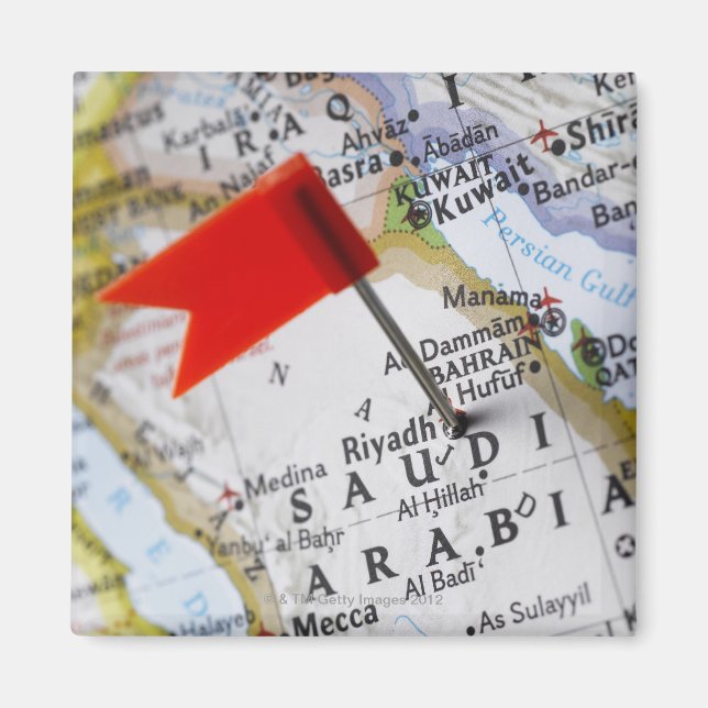 Karta-stift placerad i Riyadh, Saudiarabien på kar Magnet (Framsidan)