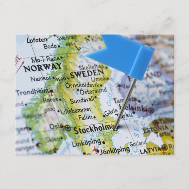 Karta-stift placerad på Stockholm, Sverige vid kar Vykort (Framsida)