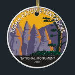Kasha - Katuwe Tält Sten nationalmonument  Julgransprydnad Keramik<br><div class="desc">Kasha-Katuwe Tält Sten vektorteckningsdesign. Området har sin anmärkningsvärda geologi på lagrar av vulkaniska sten och aska som deponerats genom pyroklastiskt flöde från utbrott i vulkanen fält i Jemez-bergen.</div>