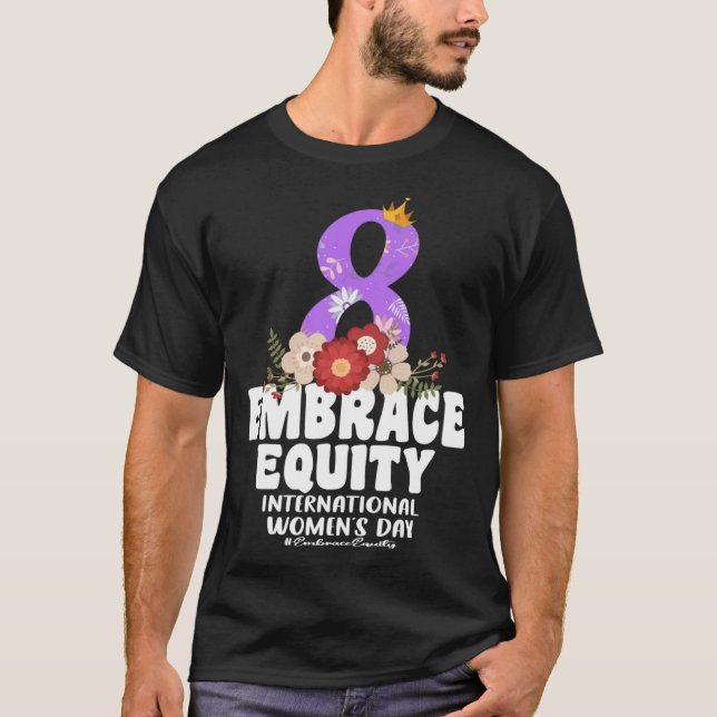 Kassafond 2023 i internationell 8 mars t shirt (Framsida)