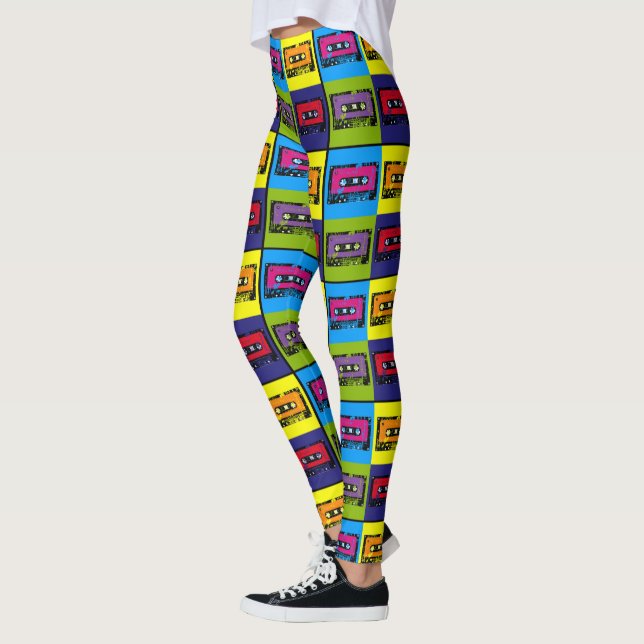 Kassettbandsåterställning 90:s poppbild leggings (Vänster)