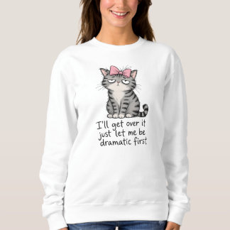 Kassig katt "Jag behöver drama först" Roligt prese T Shirt