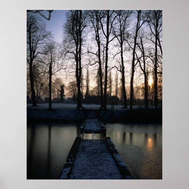 Kasteel Moat Sunset 1 Poster (Framsidan)