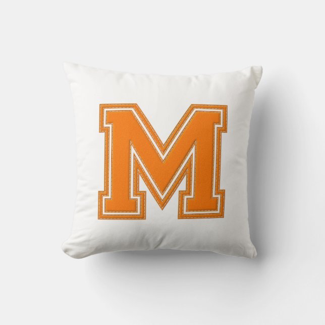 Kastkudde med collegetecken, orange & vit M Kudde (Framsida)