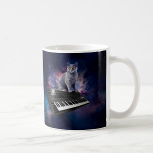 Kat på syntetizer i rymden kaffemugg