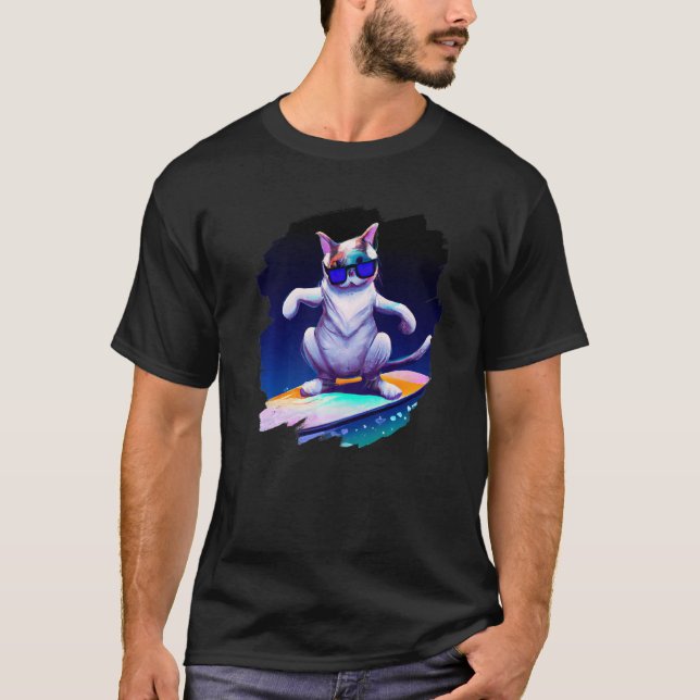 Kat Surfing Surfer Riding Wave Ocean Artistic Cool T Shirt (Framsida)