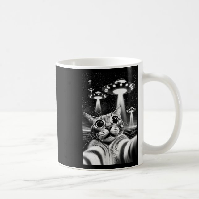Kat Ufo _ Funny Invasion Meme Retro Alien Cat Ufo Kaffemugg (Höger)