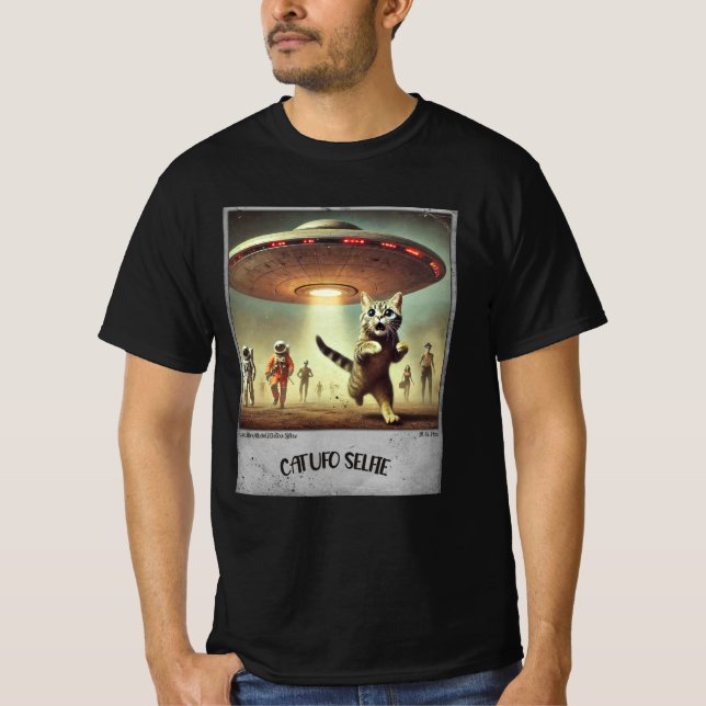 Kat UFO Selfie: Skrämt Kattunge (Man t-shirt) #04 T Shirt (Framsida)
