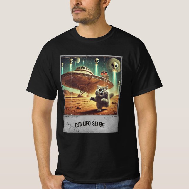 Kat UFO Selfie: Skrämt Kattunge (Man t-shirt) #10 T Shirt (Framsida)