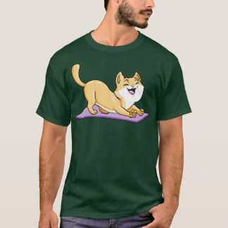 Kat vid Yoga med Yoga mat 1 T Shirt