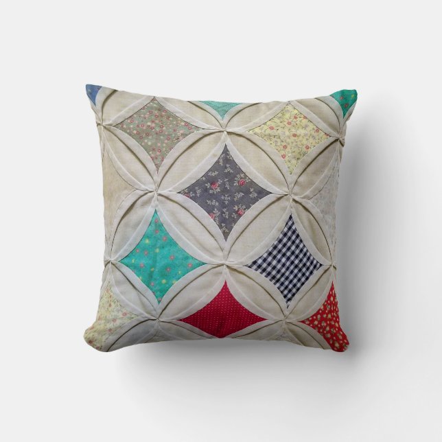 Katedralfönster Quilt mönster Kudde (Framsida)