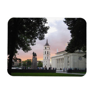 Katedraltorget i Vilnius, LITAUEN — Magnet