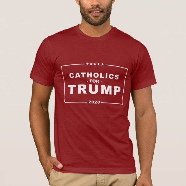 KATOLIK FÖR TRUMP 2020 T SHIRT (Framsida)
