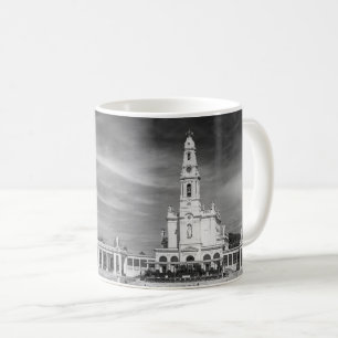 Katolsk pensionär vid Dam i Fatima, Portugal Kaffemugg