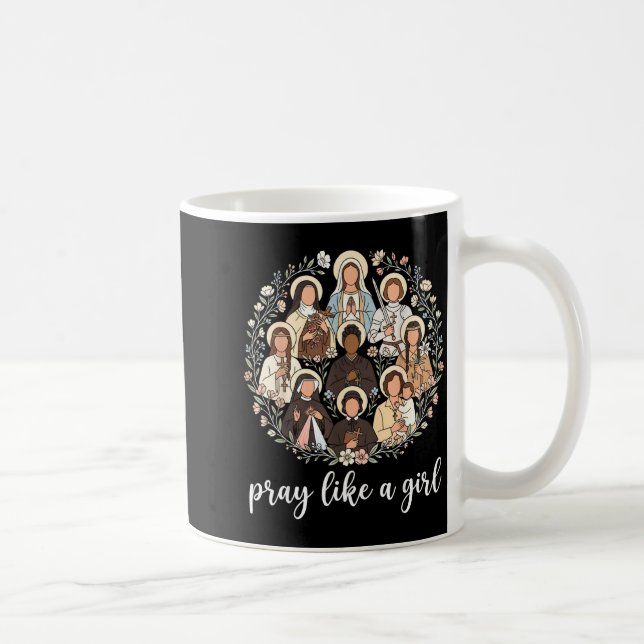 Katolska helgon ber som en flicka kristna kvinnor kaffemugg (Höger)