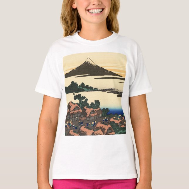 Katsushika Hokusai Dawn i Kai-provinsen T Shirt (Framsida)