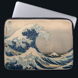 Katsushika Hokusai. Den Underbara vågen av Kanagaw Laptop Fodral<br><div class="desc">Katsushika Hokusai. Den Underbara vågen av Kanagawa. Den Underbara vågen utanför Kanagawa,  även känd som den Underbara vågen,  från serie 36 Views of Mount Fuji (Fugaku sanjūrokkei) Katsushika Hokusai,  1829-1833. Reproduktion av berömd av konstverk bilder på det offentliga området.</div>