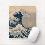 Katsushika Hokusai. Den Underbara vågen av Kanagaw Musmatta<br><div class="desc">Katsushika Hokusai. Den Underbara vågen av Kanagawa. Den Underbara vågen utanför Kanagawa, även känd som den Underbara vågen, från serie 36 Views of Mount Fuji (Fugaku sanjūrokkei) Katsushika Hokusai, 1829-1833. Reproduktion av berömd av konstverk bilder på det offentliga området.</div>