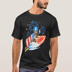 Katt 4:e juli-raketen med Fireworks USA Patrioti T Shirt