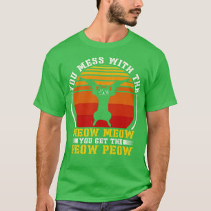 Katt är inte med den meow Meow Cat Tagning Gun T Shirt