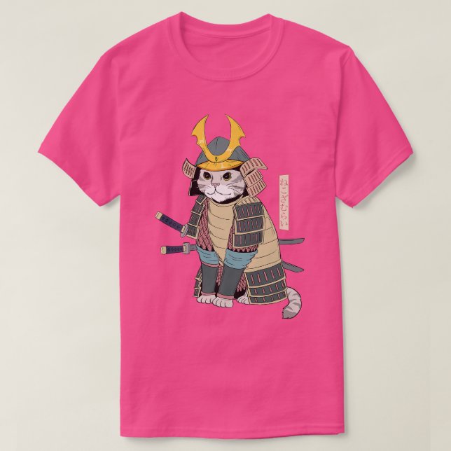 Katt av samurai japansk katt i Samurai Armor med K T Shirt (Design framsida)
