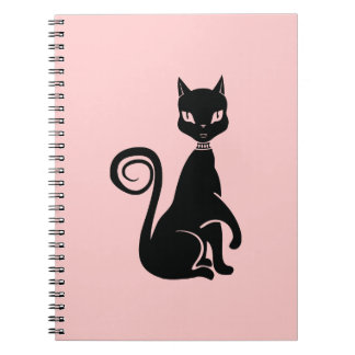 Katt av stolt anteckningsbok med spiral