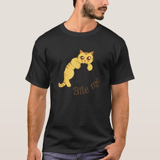 Katt bits mig t shirt (Framsida)