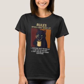 Katt Dricker Kaffe Kattälskare Roliga Regler Husdj T Shirt