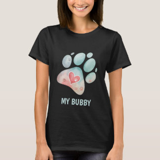 katt- eller hundfotsavtryck med ett hjärta i mitte t shirt