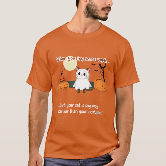 Katt i en Ghost Costume T Shirt (Framsida)