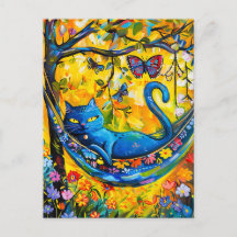 Katt i Hammock under Träd, med fjäril