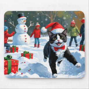 Katt i Smoking Springar i Snö med Julhatt Musmatta