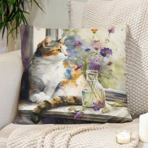 Katt med flera färger Lila blommor Fönster Solljus Kudde