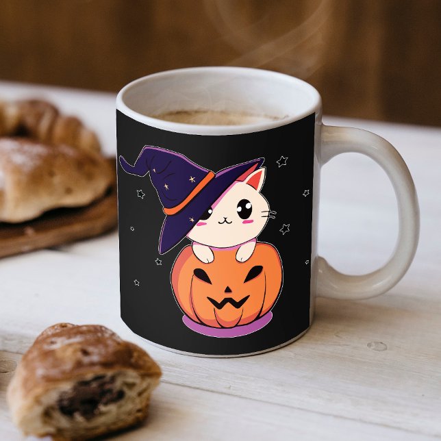 Katt med häxhatt i Halloween Jack-O-Lyktan Kaffemugg (Skapare uppladdad)
